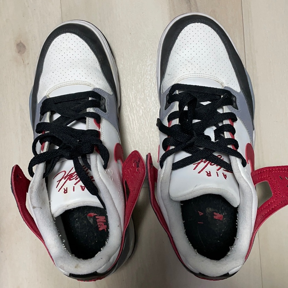 Nike Air Flight 9.5 shoes